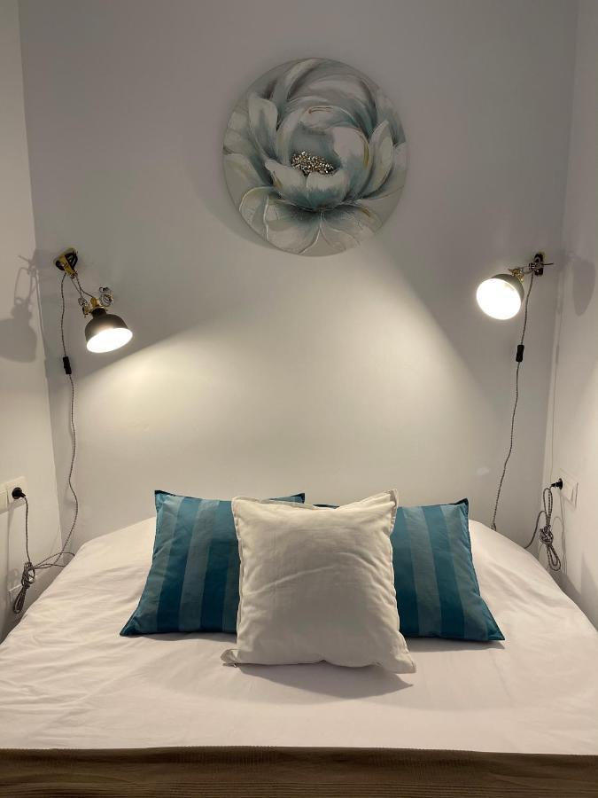 Вилла New Townhouse In The Heart Of Nerja With Jacuzzi Экстерьер фото